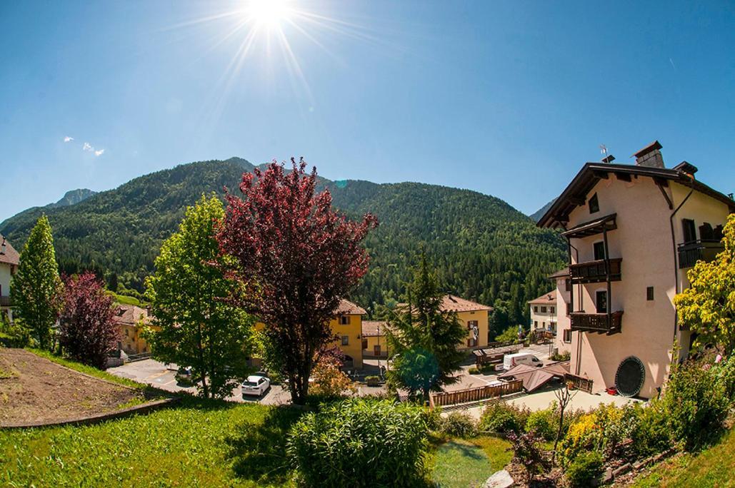 Hotel Carlone Брегуццо Екстер'єр фото