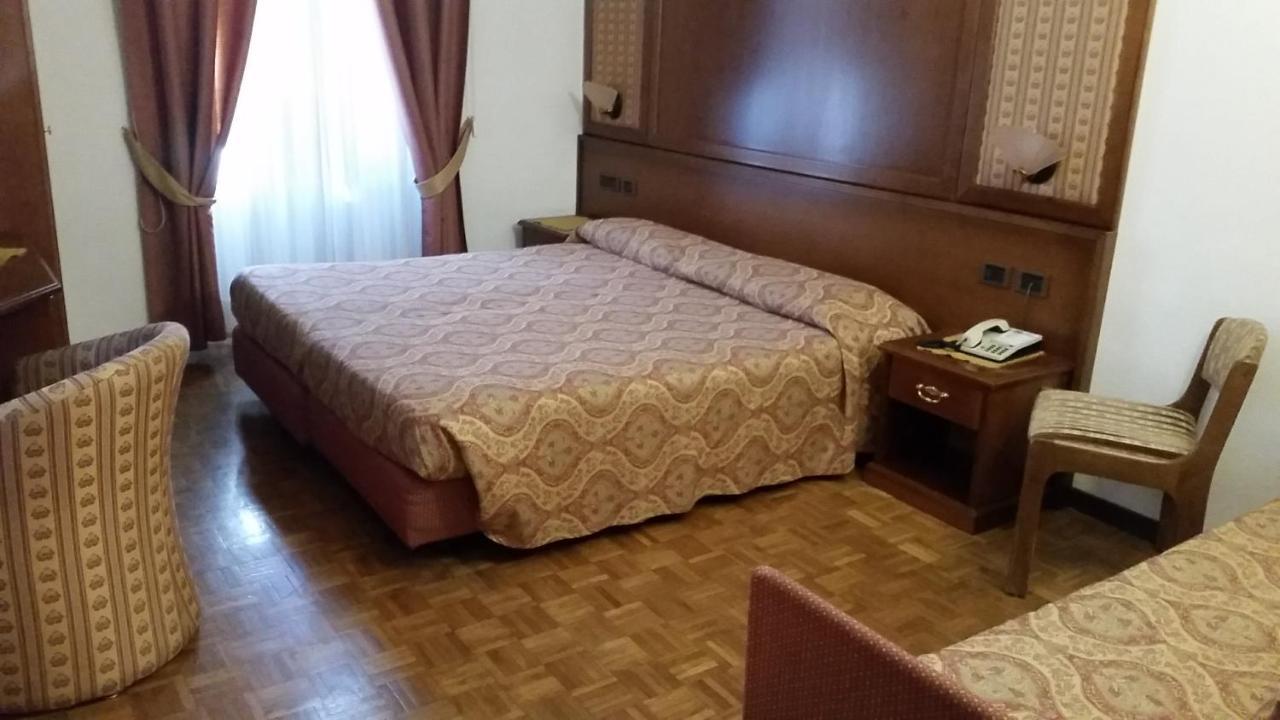 Hotel Carlone Брегуццо Екстер'єр фото
