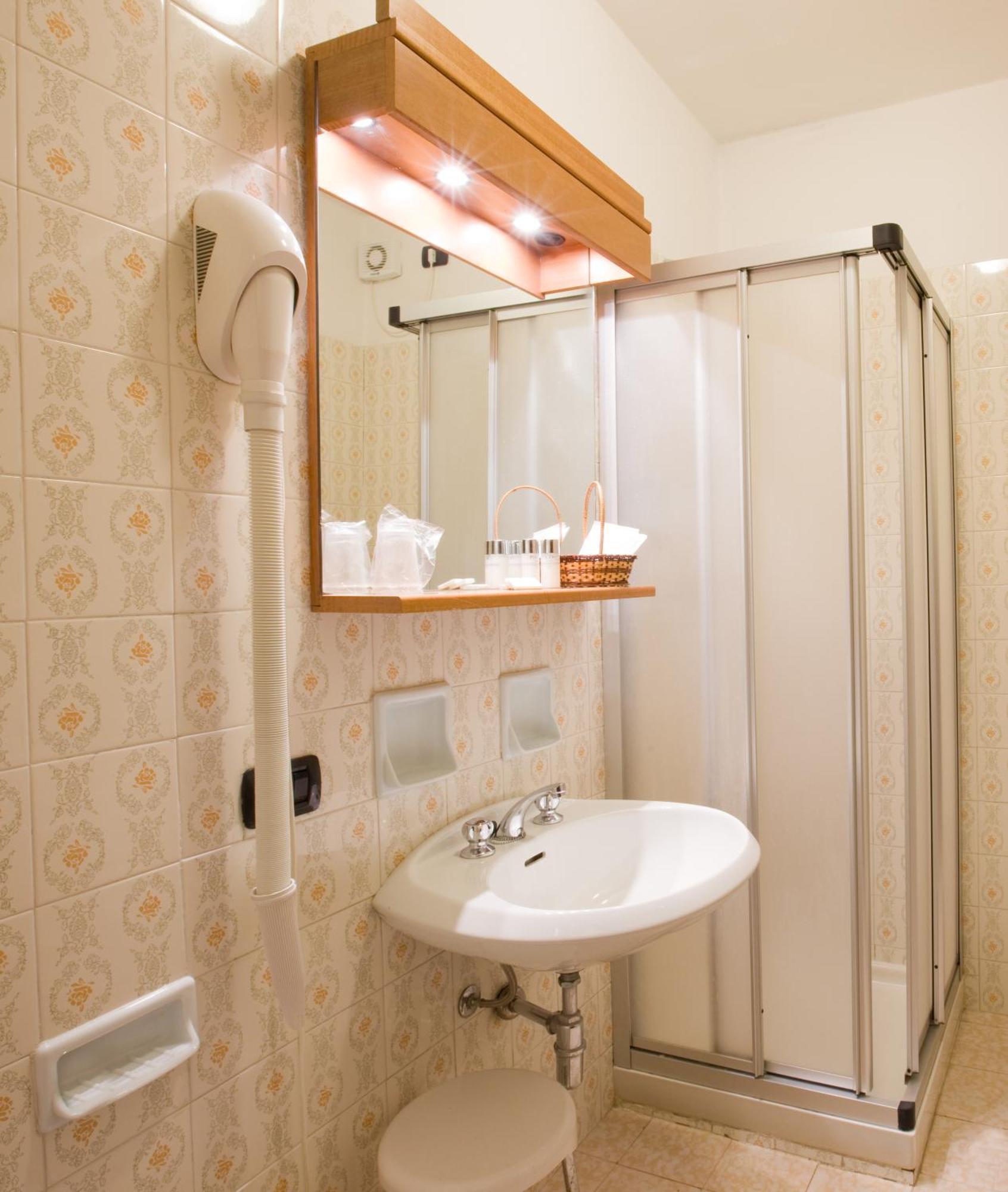Hotel Carlone Брегуццо Екстер'єр фото