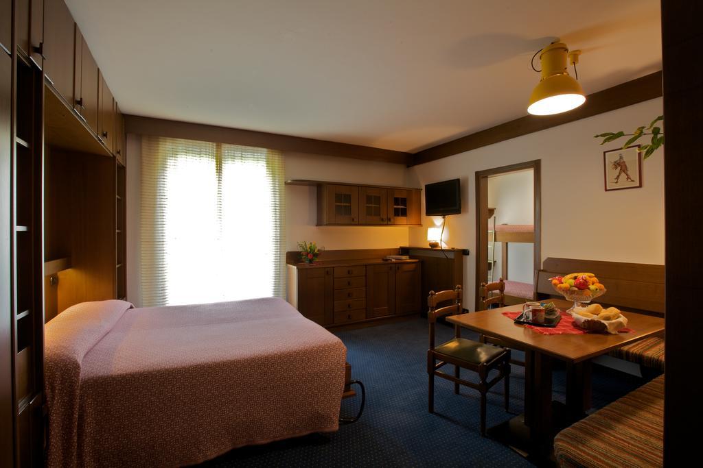 Hotel Carlone Брегуццо Екстер'єр фото